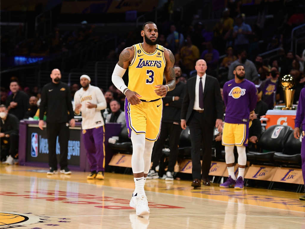 季中的士气 季中的士气